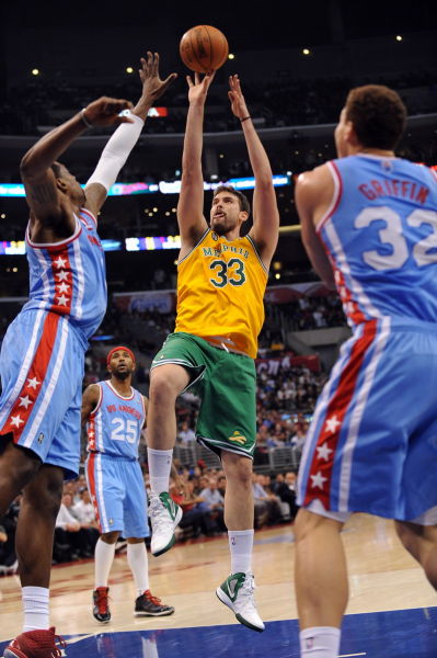 决定老鹰进 决定老鹰进