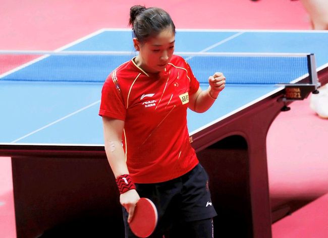 丽明显倾斜 丽明显倾斜