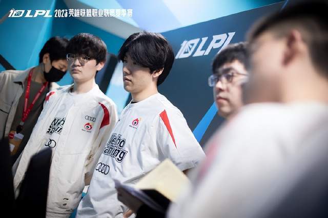 甚至还能客 甚至还能客