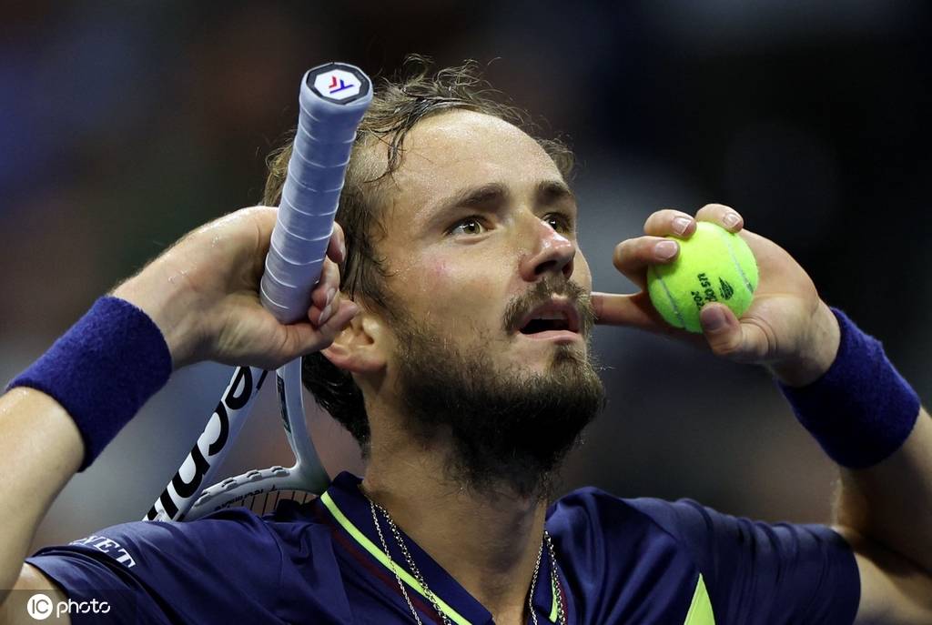 而是直指A 而是直指A